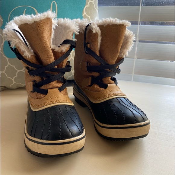 Sorel Boots Waterproof Size 6 - Picture 3 of 10